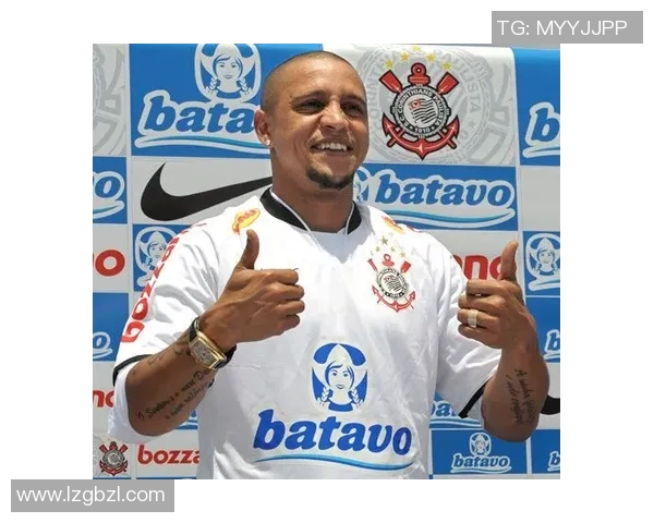 天下足球十大球星盘点：足坛传奇人物的辉煌瞬间与非凡成就